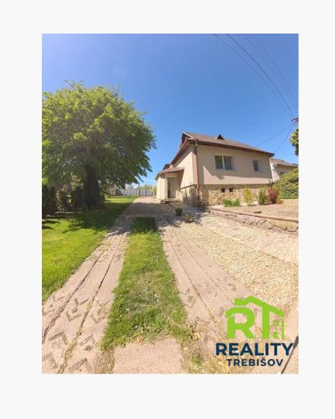 Stankovce dom prečelie.jpg