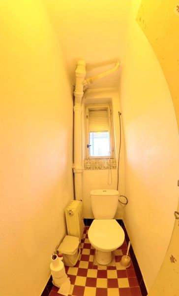 RD Varichovská WC.jpg